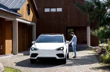 V2G und V2H im Dienstwagen: Steuerliche Regeln für bidirektionales Laden ab 2026