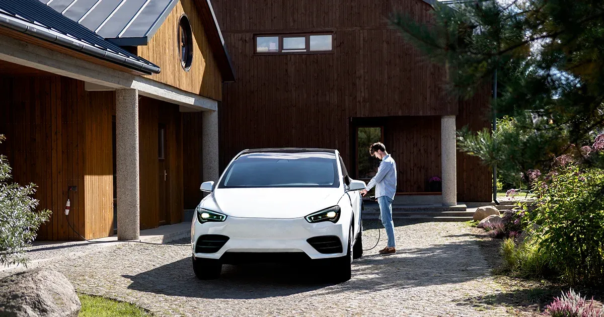 V2G und V2H im Dienstwagen: Steuerliche Regeln für bidirektionales Laden ab 2026